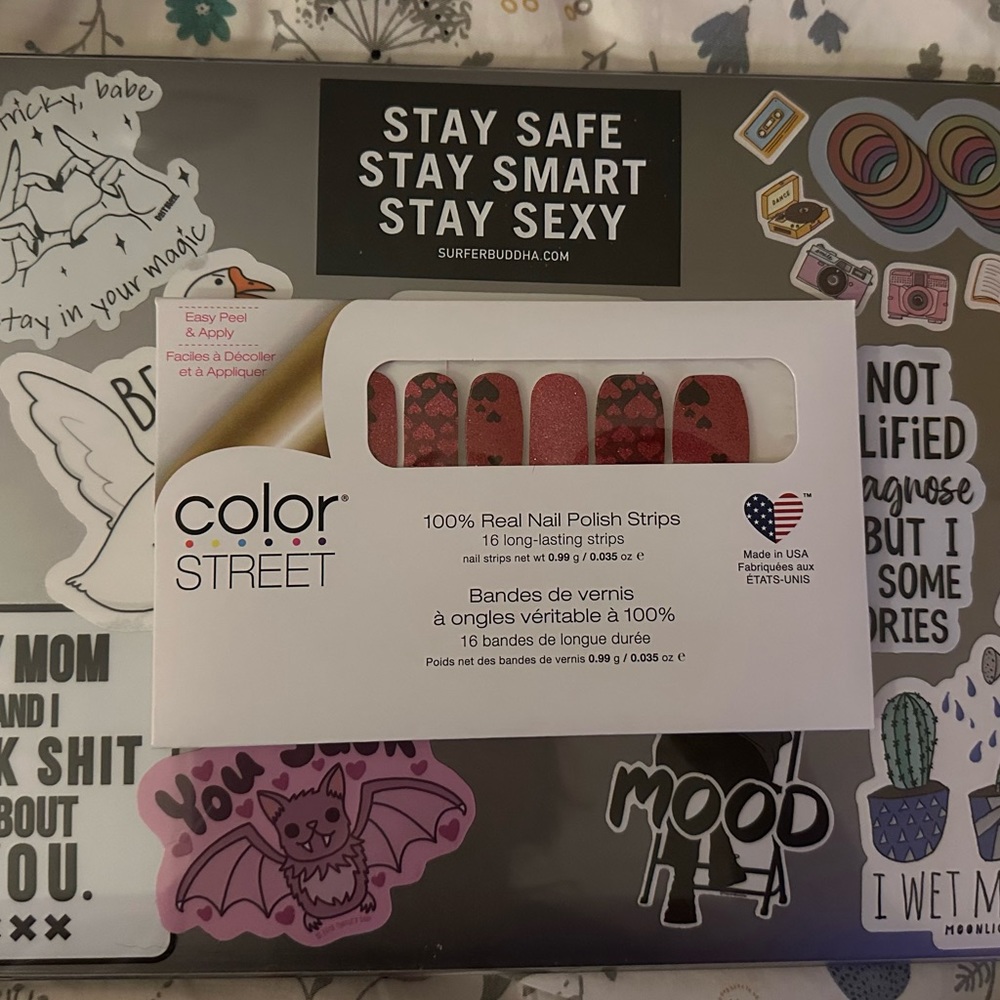 *Color Street* Heart of The Matter Nail Set